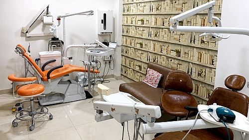 Dental Care in Indirapuram: Complete Guide for Healthy Teeth & Smile